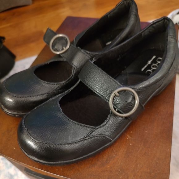 Born BC3647 Black Adjustable Strap Mary Jane Flat Shoes - Picture 5 of 7
